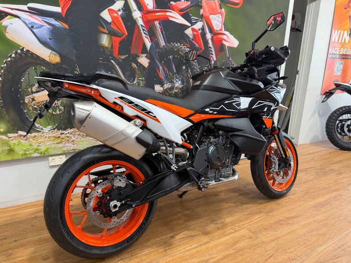 2024 Ktm 890 SM-T ORANGE