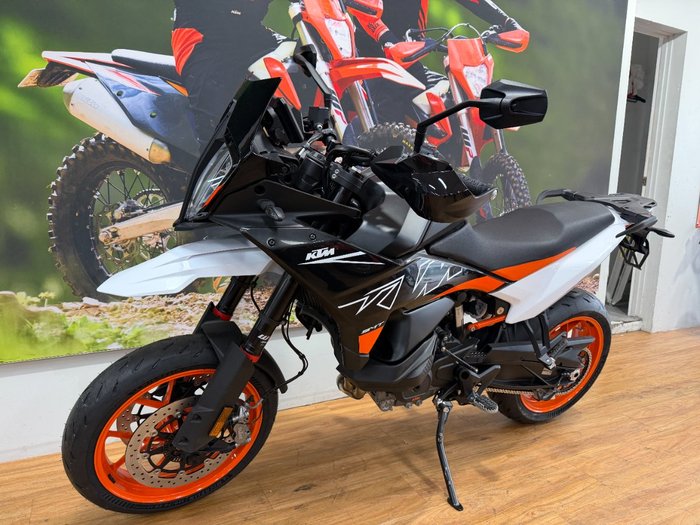 2024 Ktm 890 SM-T ORANGE