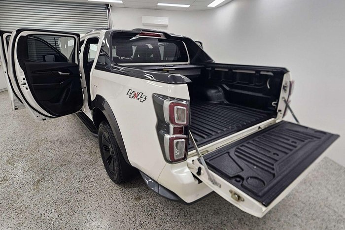 2022 Isuzu D-MAX X-TERRAIN MY22 4X4 Dual Range Marble White