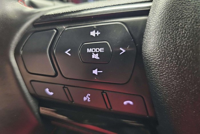 2022 Isuzu D-MAX X-TERRAIN MY22 4X4 Dual Range Marble White