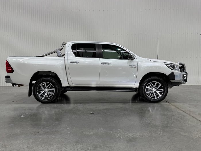 2019 Toyota Hilux SR5