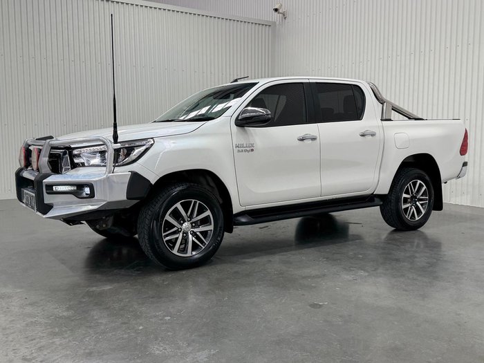 2019 Toyota Hilux SR5
