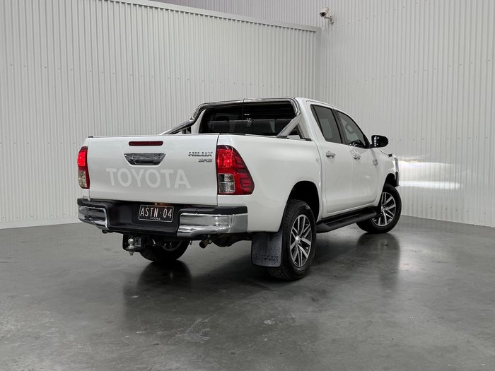 2019 Toyota Hilux SR5