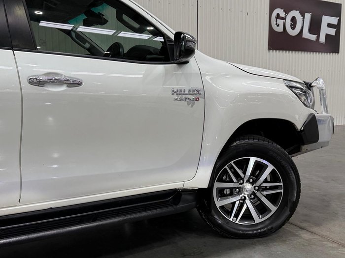 2019 Toyota Hilux SR5