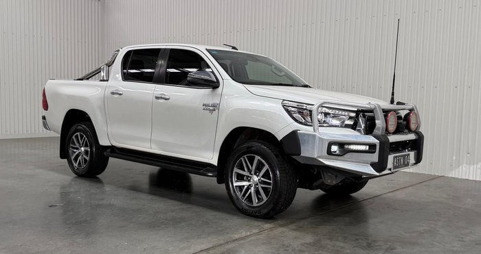 2019 Toyota Hilux SR5