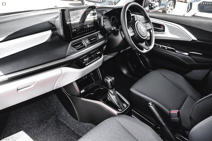 2026 Suzuki Swift Hybrid GLX UZ Premium Silver