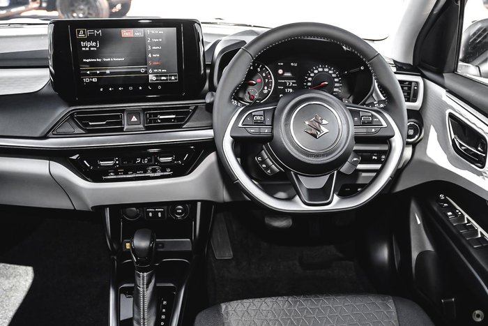 2026 Suzuki Swift Hybrid GLX UZ Premium Silver