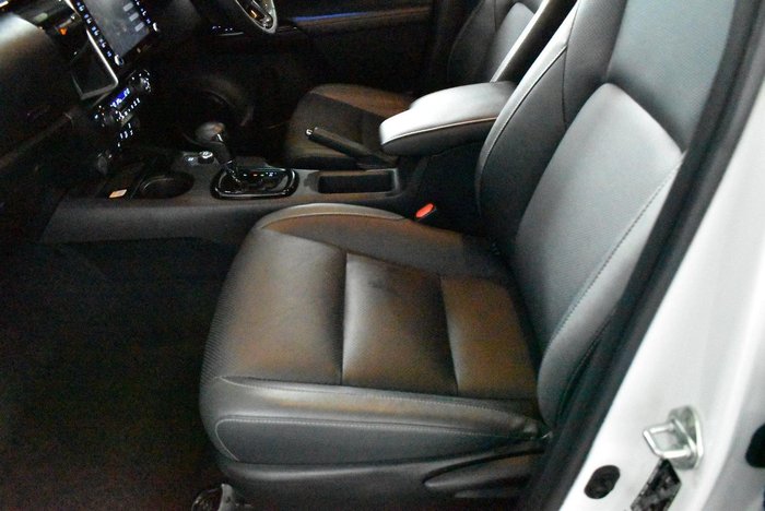 2024 Toyota Hilux Rogue 48V
