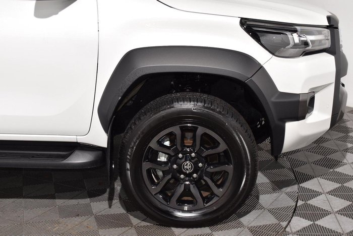 2024 Toyota Hilux Rogue 48V