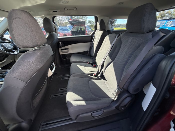 2023 Kia Carnival Si