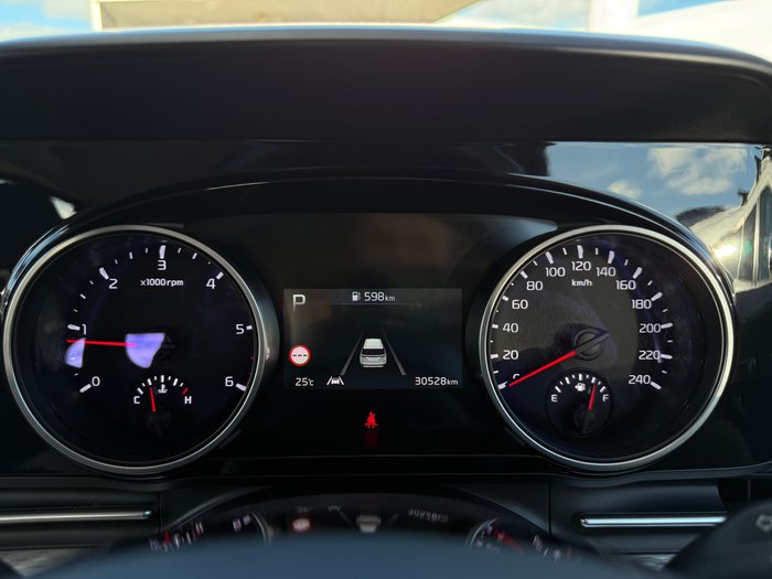 2023 Kia Carnival Si