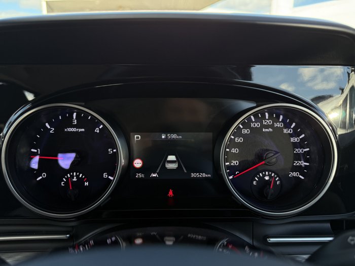 2023 Kia Carnival Si