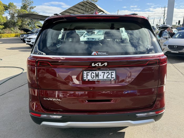 2023 Kia Carnival Si