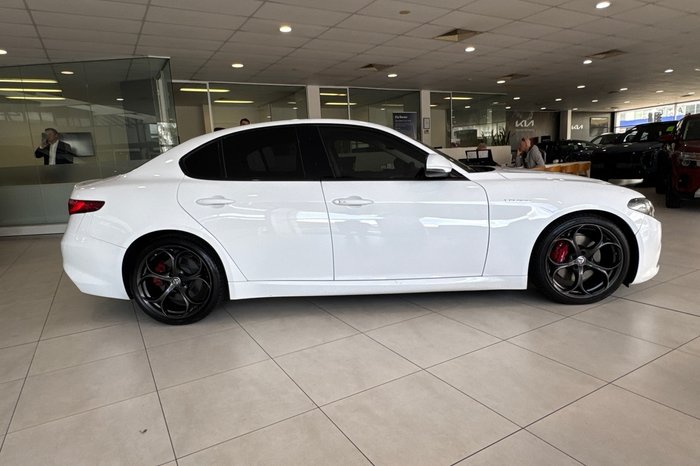 2017 Alfa Romeo Giulia Veloce