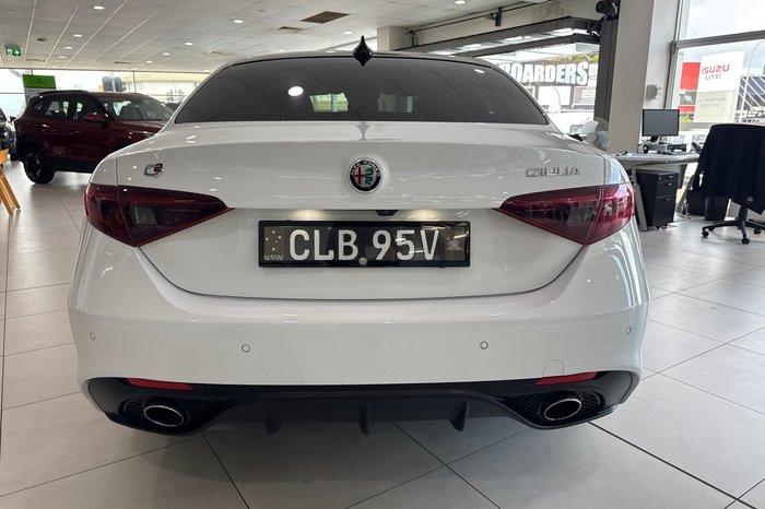 2017 Alfa Romeo Giulia Veloce