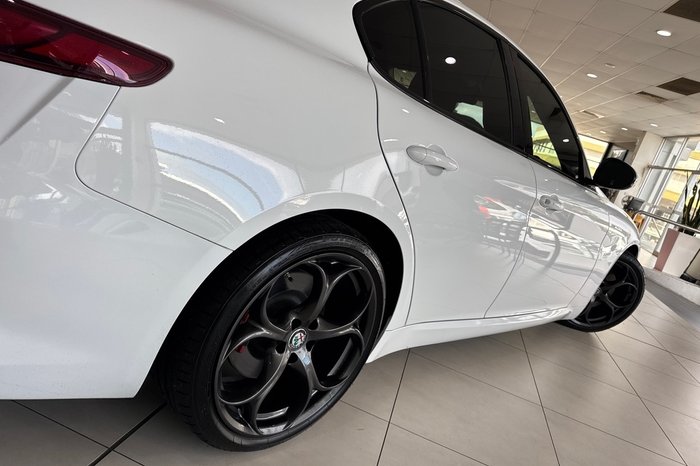 2017 Alfa Romeo Giulia Veloce