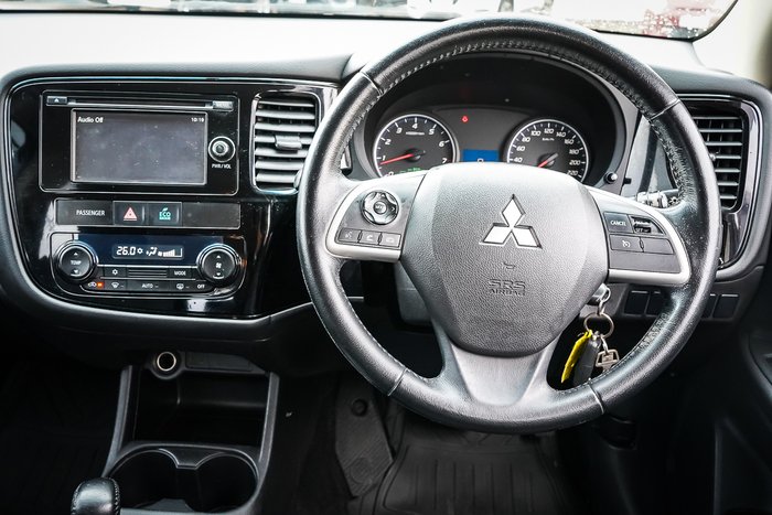 2014 Mitsubishi Outlander ES