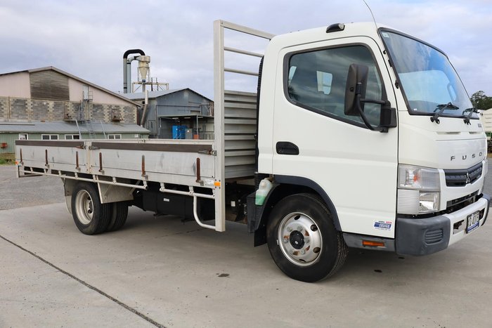 2014 Fuso Canter 815