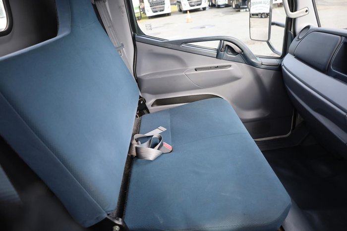2014 Fuso Canter 815