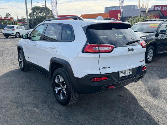 2015 JEEP CHEROKEE TRAILHAWK (4x4)