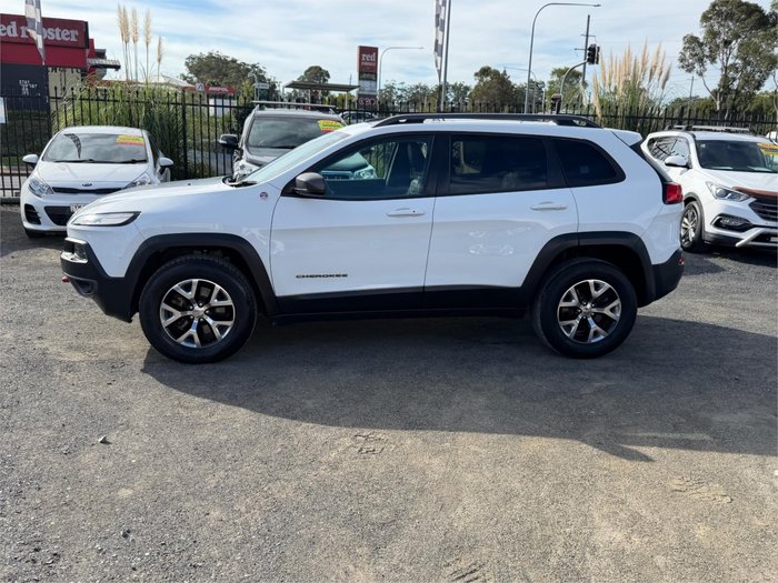 2015 JEEP CHEROKEE TRAILHAWK (4x4)