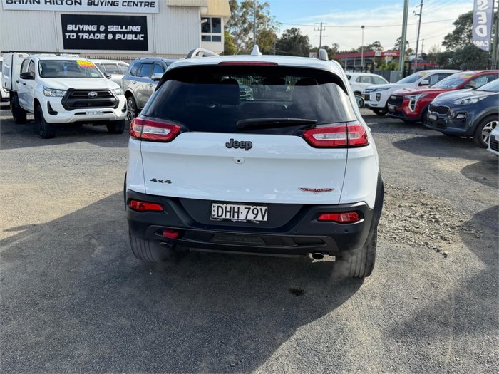 2015 JEEP CHEROKEE TRAILHAWK (4x4)