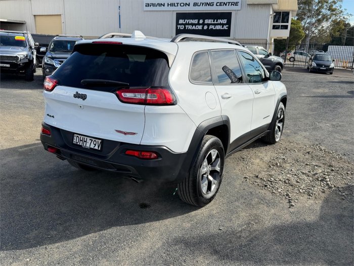 2015 JEEP CHEROKEE TRAILHAWK (4x4)