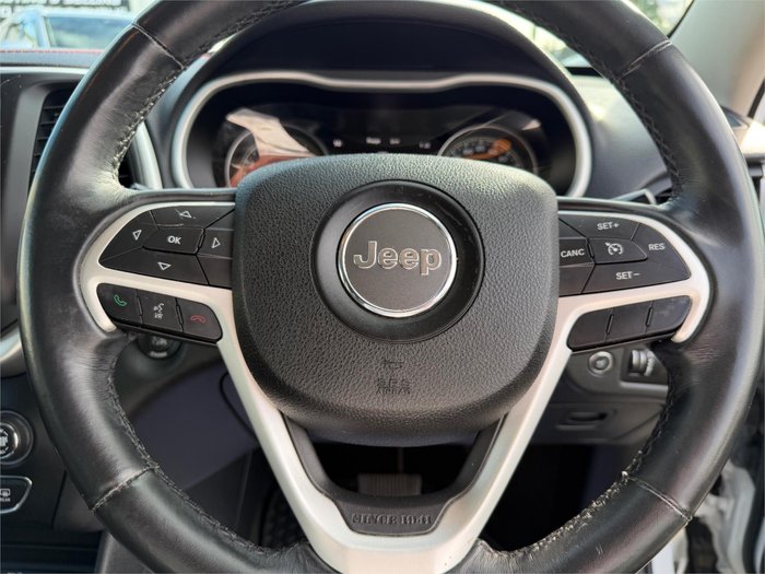 2015 JEEP CHEROKEE TRAILHAWK (4x4)