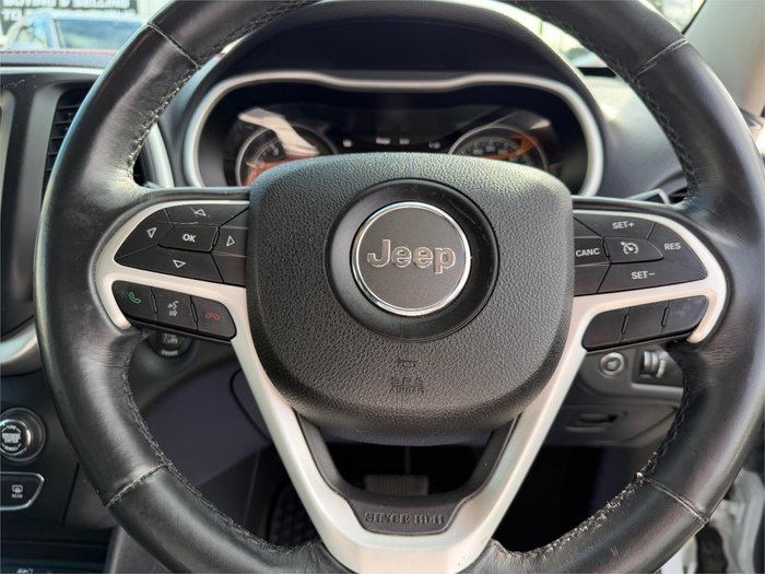 2015 JEEP CHEROKEE TRAILHAWK (4x4)