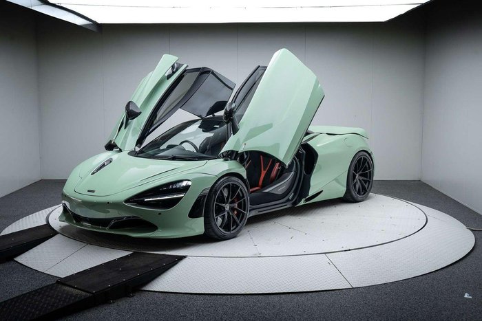 2017 McLaren 720S