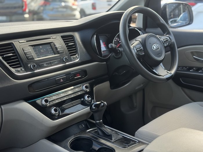2016 Kia Carnival S