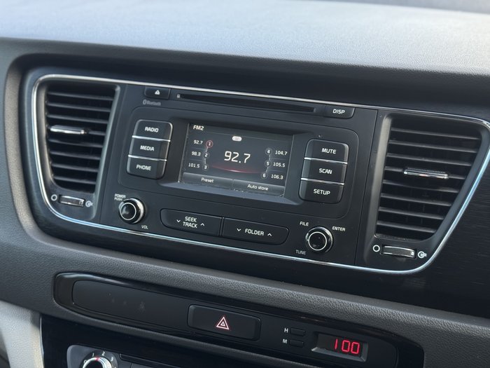 2016 Kia Carnival S
