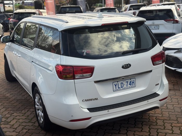2016 Kia Carnival S
