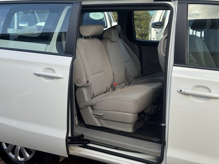 2016 Kia Carnival S