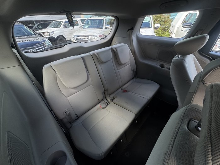 2016 Kia Carnival S