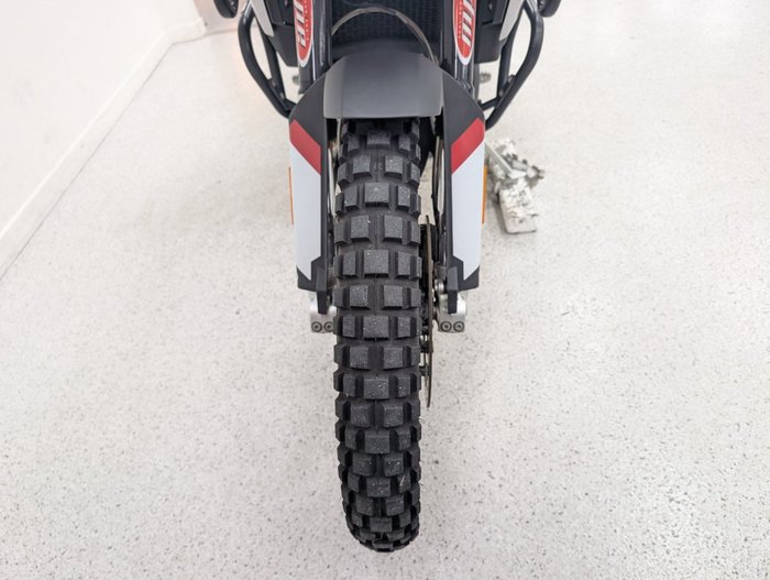 2024 BMW Motorrad F 900 GS BLACK/WHIT