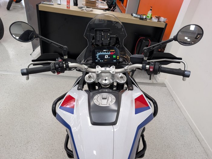 2024 BMW Motorrad F 900 GS BLACK/WHIT