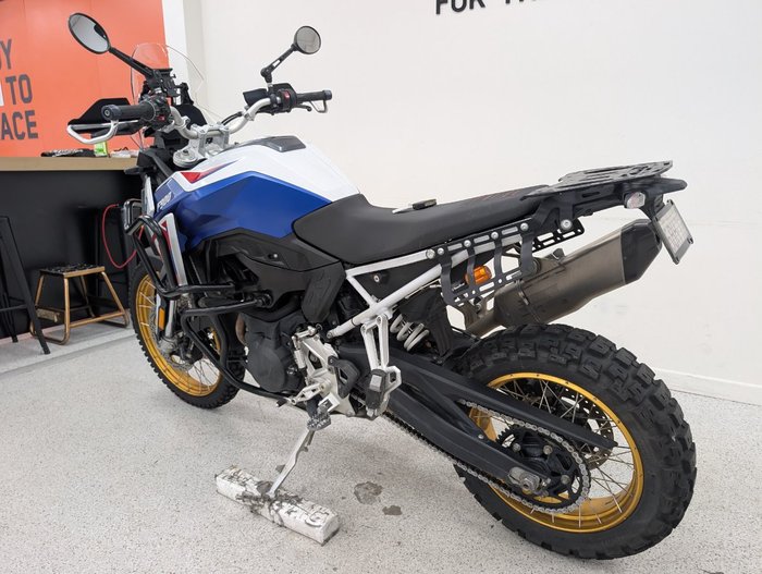 2024 BMW Motorrad F 900 GS BLACK/WHIT