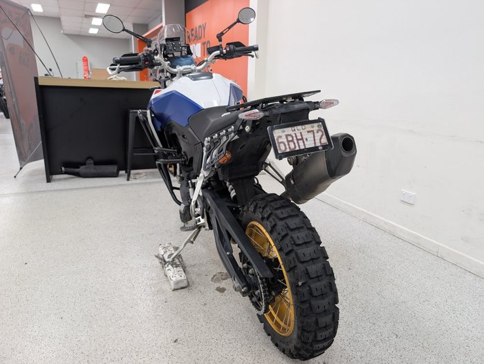 2024 BMW Motorrad F 900 GS BLACK/WHIT