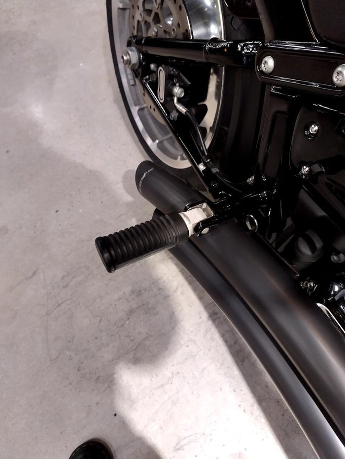 2022 Harley-Davidson Fat Boy 114 (FLFBS) Softail Black