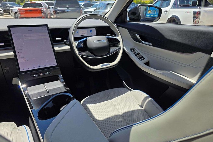 2026 Jaecoo J5 EV Summit