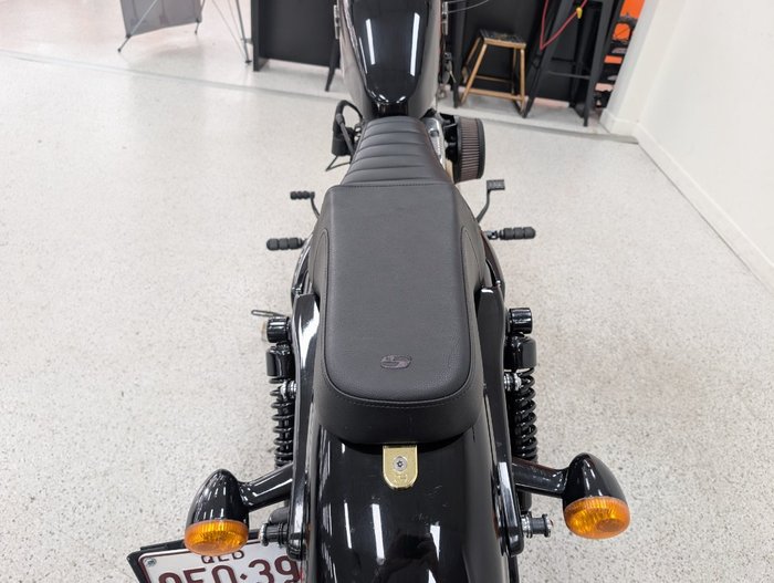Harley-davidson 2012 HARLEY DAVIDSON 1200CC XL1200 Black