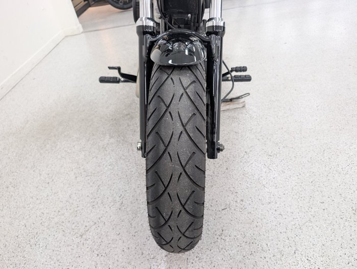 Harley-davidson 2012 HARLEY DAVIDSON 1200CC XL1200 Black