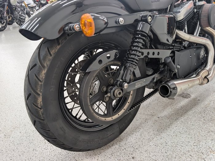Harley-davidson 2012 HARLEY DAVIDSON 1200CC XL1200 Black