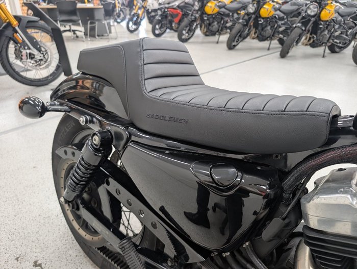 Harley-davidson 2012 HARLEY DAVIDSON 1200CC XL1200 Black