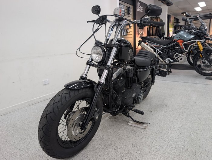 Harley-davidson 2012 HARLEY DAVIDSON 1200CC XL1200 Black