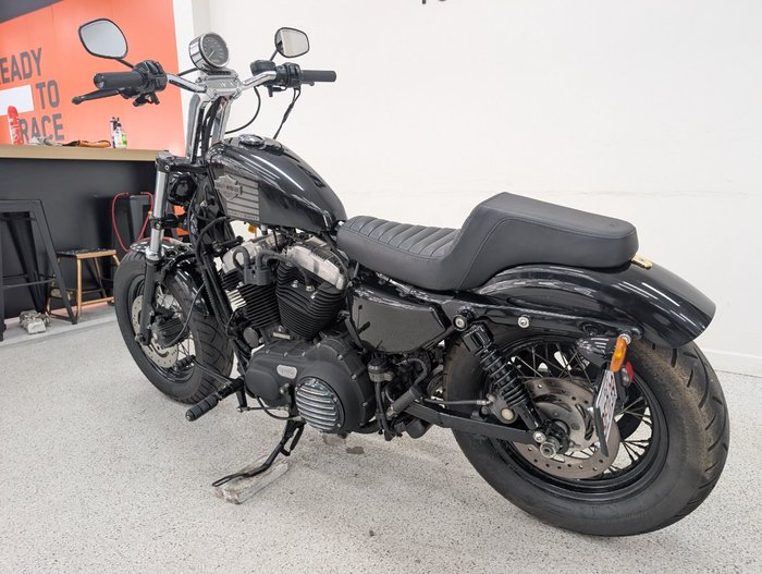 Harley-davidson 2012 HARLEY DAVIDSON 1200CC XL1200 Black