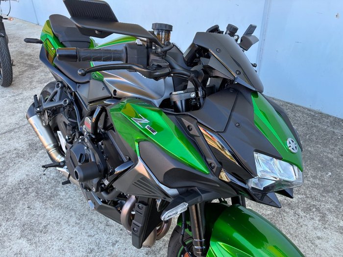 2025 Kawasaki Z H2 (ZR1000K) BLACK