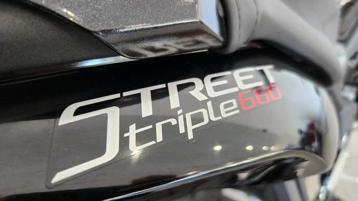 2016 Triumph Street Triple 660 ABS LAMS Street Triple Black