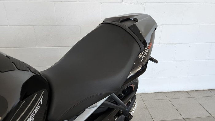 2016 Triumph Street Triple 660 ABS LAMS Street Triple Black